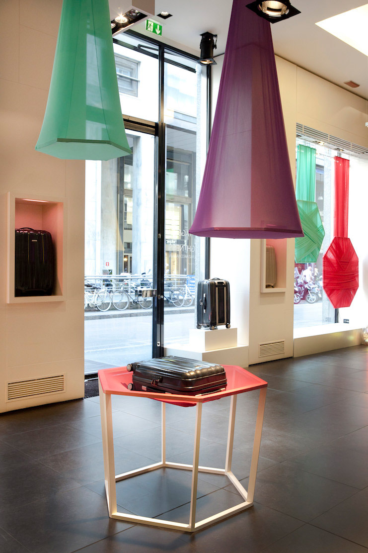 L+W_A-Voyage-in-Lightness_-interno-3_-credito-Giorgio-Fresi_samsonite