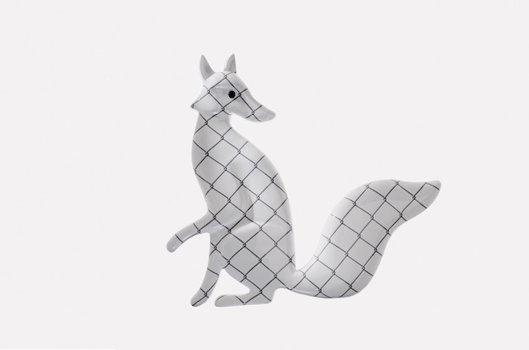 Wall ceramic sculptures portraying the urban animals of tomorrow