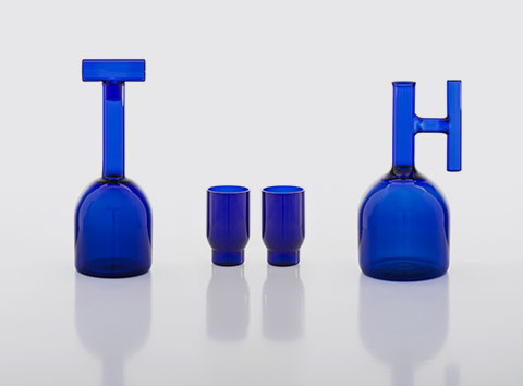 Borosilicate tableware collection inspired by water system pipes