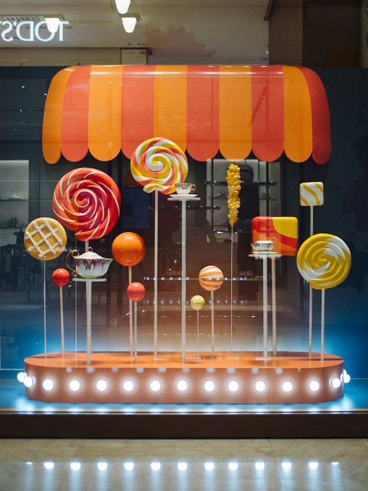 Lanzavecchia+Wai_Hermes_Luna_Park_windows_installation_10