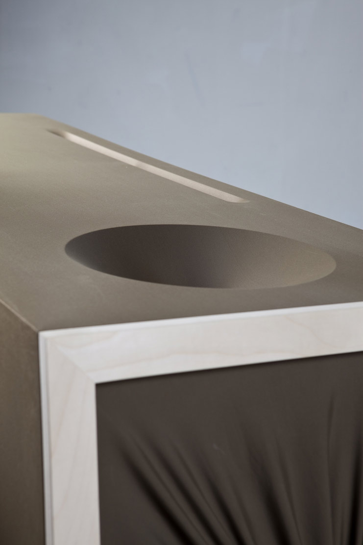 Lanzavecchia+Wai_Spaziale-Serie-_-Commode-_detail-1