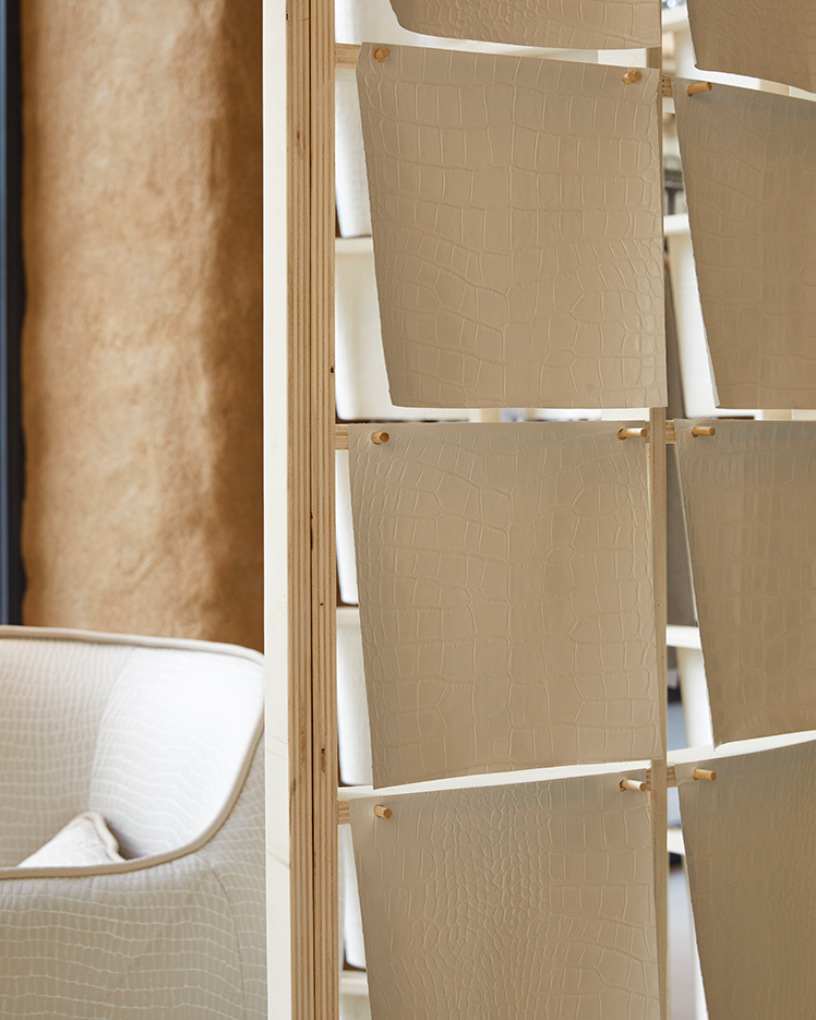 TRUSSARDI-CASA_Nebula-Armchair_Rise-Croco-Jacquard_Detail