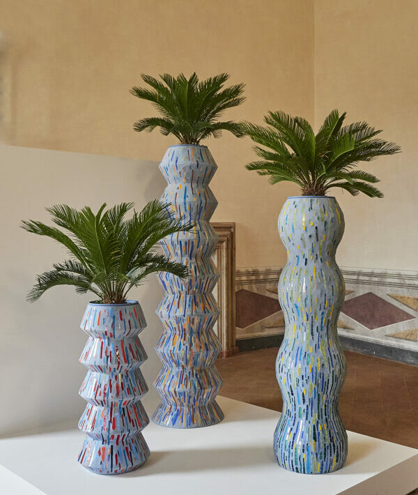 A collection of architectural, totemic vases whose design merges nature, design and art.